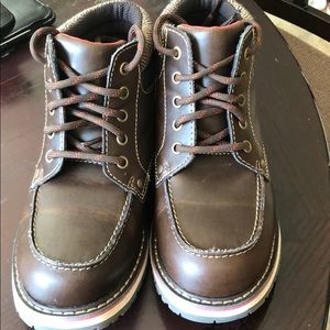 Boys  Eddie Bauer  boots